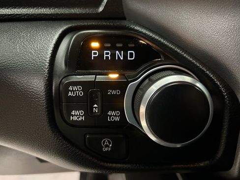 Used 2022 RAM 1500 Big Horn AWD/4WD image 13