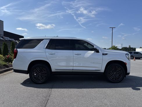 Used 2021 GMC Yukon Denali AWD/4WD image 11