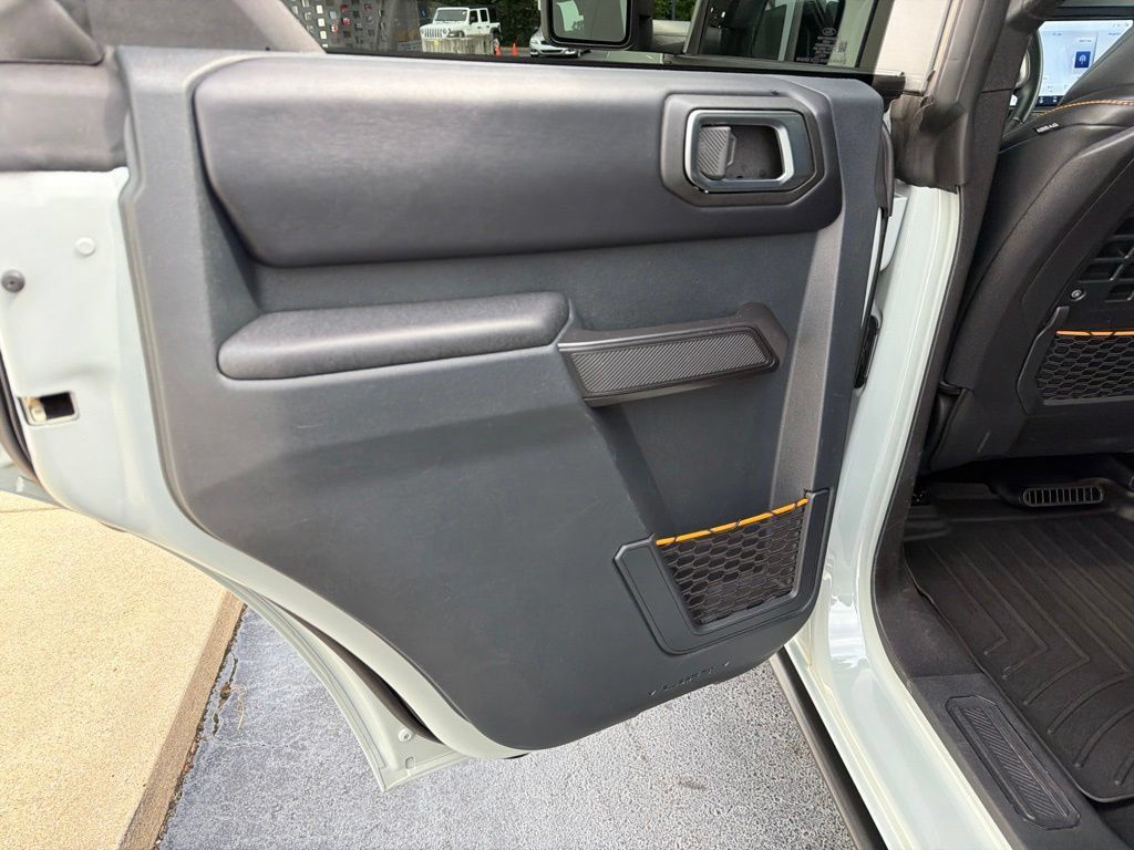 Used 2024 Ford Bronco Badlands AWD/4WD image 47