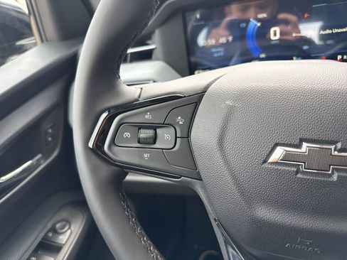New 2027 Chevrolet Bolt LT w/ Comfort Package FWD image 31