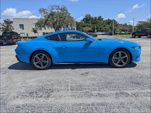 Used 2024 Ford Mustang Premium RWD image 3