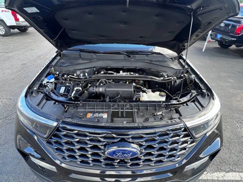Certified 2023 Ford Explorer ST-Line AWD/4WD image 3