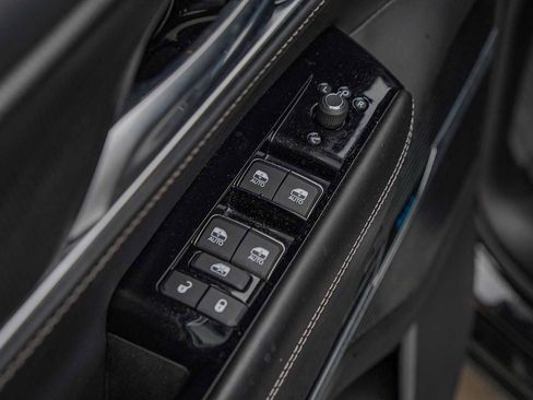 Used 2024 Jeep Grand Wagoneer Series II w/ Quick Order Packagew 28T image 24