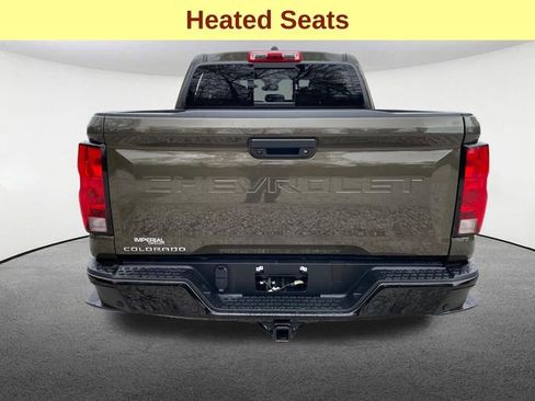 Used 2025 Chevrolet Colorado Trail Boss AWD/4WD image 9