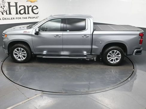 Used 2025 Chevrolet Silverado 1500 LTZ AWD/4WD image 42