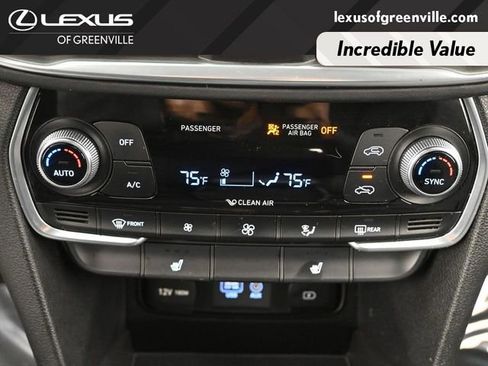 Used 2019 Hyundai Santa Fe SEL image 16