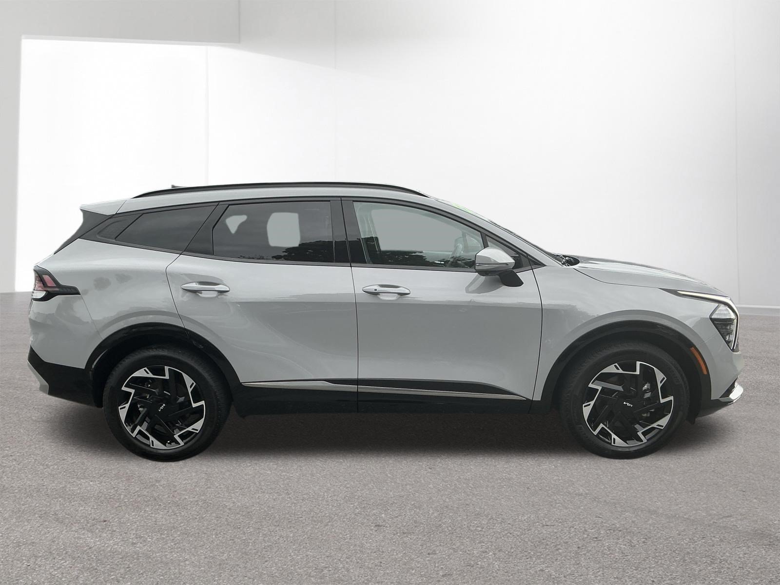 Certified 2024 Kia Sportage SX AWD/4WD image 2