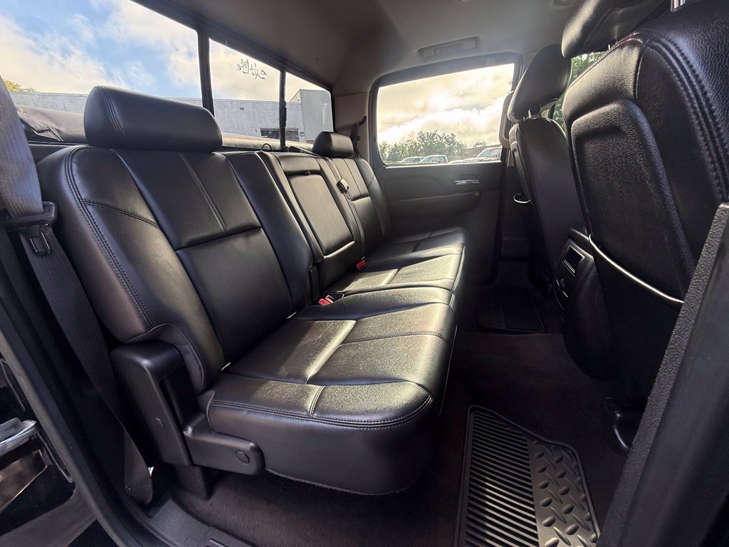 Used 2013 GMC Sierra 3500 SLT AWD/4WD image 31
