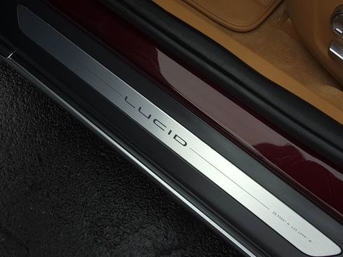 Used 2023 Lucid Air Touring image 62