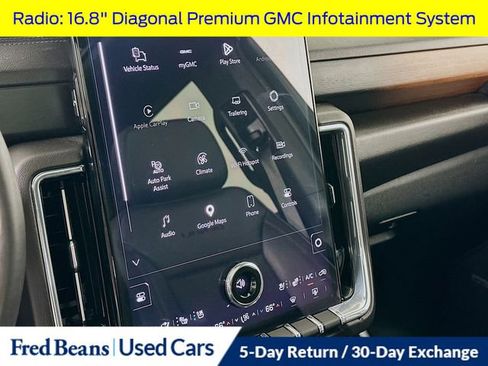 Used 2025 GMC Yukon Denali w/ Denali Reserve Package AWD/4WD image 19