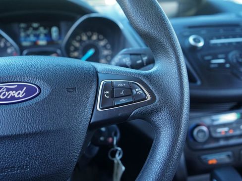 Used 2018 Ford Escape SE image 24