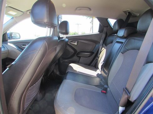 Used 2012 Hyundai Tucson GLS FWD image 24