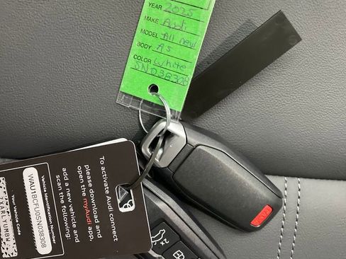 Certified 2025 Audi A5 2.0T Premium w/ Convenience Package image 41