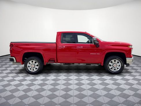Used 2024 Chevrolet Silverado 2500 LT w/ Convenience Package RWD image 8