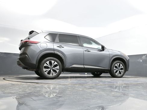 Used 2023 Nissan Rogue SV image 40