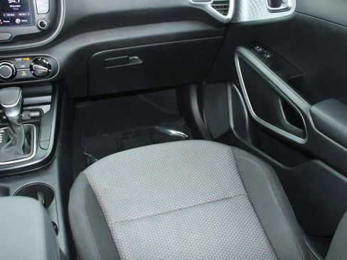 Used 2024 Kia Soul LX w/ Option Group 015 image 17