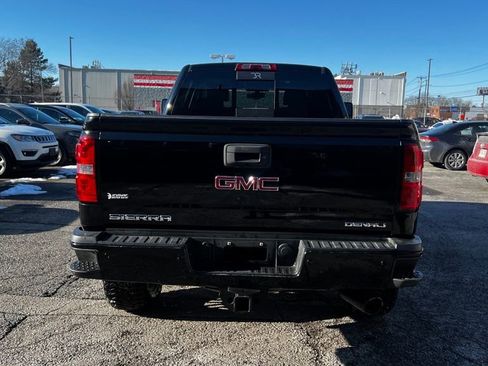 Used 2015 GMC Sierra 2500 Denali image 6