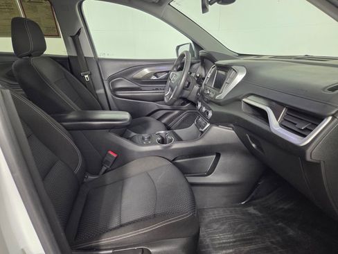 Used 2022 GMC Terrain SLE w/ Driver Convenience Package FWD image 32