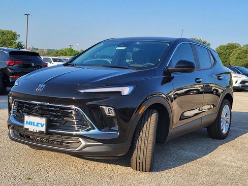 New 2026 Buick Encore GX Preferred w/ Comfort Package image 2