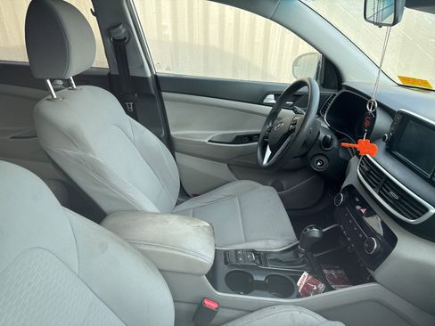 Used 2020 Hyundai Tucson SE w/ Cargo Package image 3