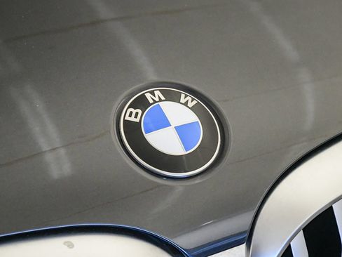 Used 2023 BMW X3 sDrive30i w/ Premium Package RWD image 9