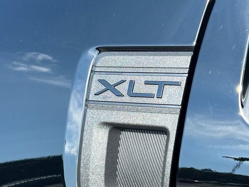 Used 2024 Ford Maverick XLT w/ XLT Luxury Package FWD image 13