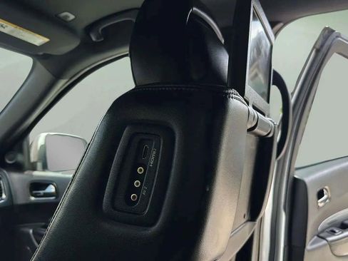 Used 2020 Dodge Durango GT image 36