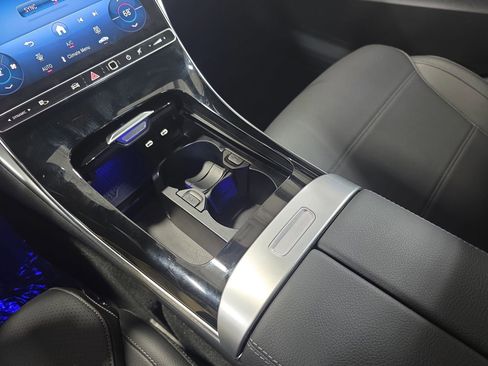 Certified 2025 Mercedes-Benz C 300 4MATIC Sedan image 25