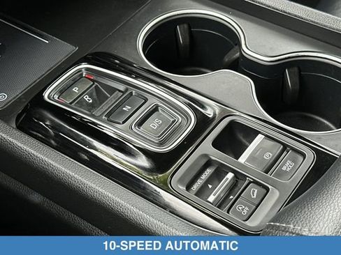 Certified 2024 Honda Pilot Touring image 25