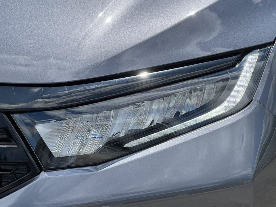 Used 2025 Honda Odyssey Elite image 36