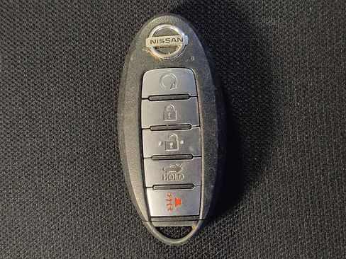 Used 2020 Nissan Sentra SV image 32