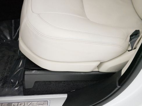 Used 2022 Land Rover Range Rover Westminster Edition image 20