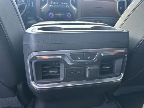 Used 2020 Chevrolet Silverado 1500 High Country w/ Technology Package image 25