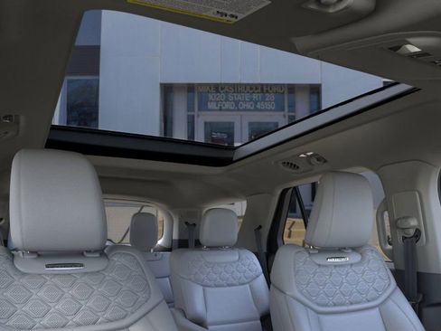 New 2026 Ford Explorer Platinum w/ LUX Leather Package image 22