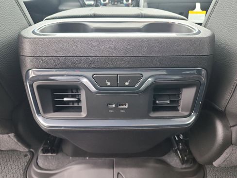 New 2026 GMC Sierra 2500 Denali w/ Denali Reserve Package image 16