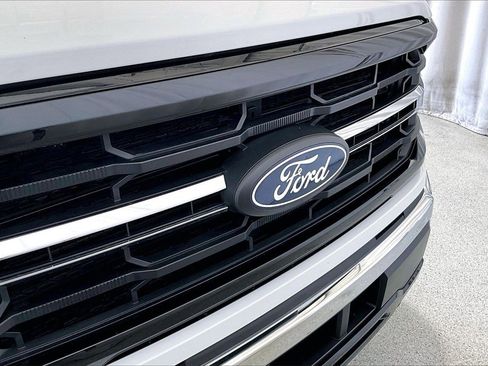 Certified 2025 Ford F150 XLT w/ Equipment Group 301A Standard image 30