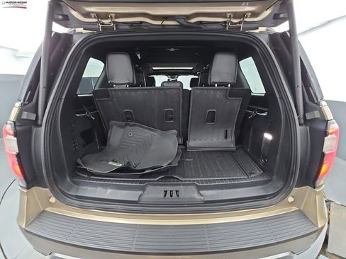 Used 2020 Ford Expedition Limited image 43