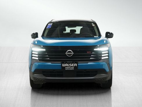 Used 2025 Nissan Kicks SR image 8