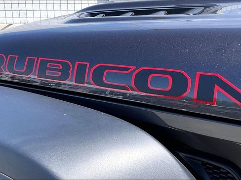 Certified 2025 Jeep Wrangler Unlimited Rubicon w/ Convenience Group image 24