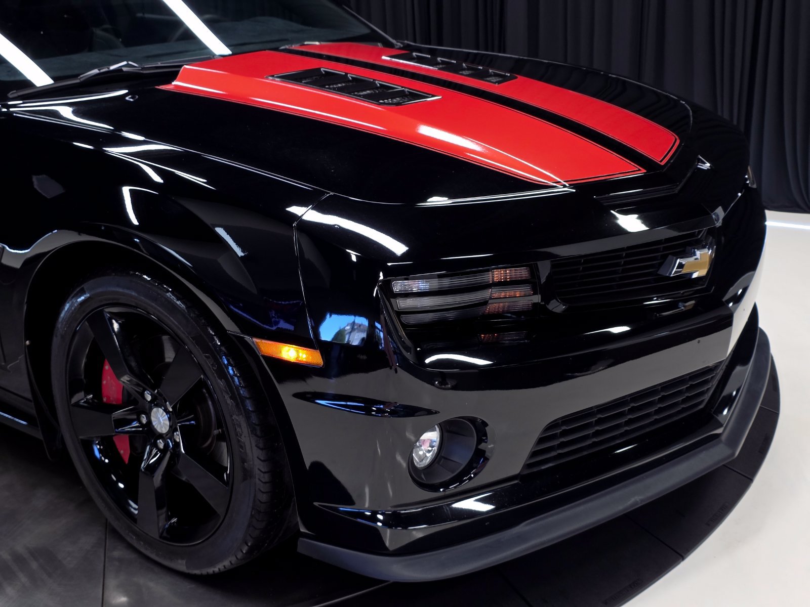 Used 2010 Chevrolet Camaro SS w/ Orange Stripe Package RWD image 43