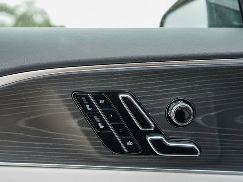 New 2026 Cadillac Lyriq Luxury w/ LPO, Floor Liner Package AWD/4WD image 18