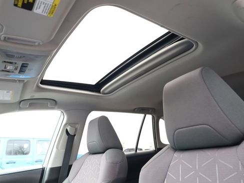 Used 2023 Toyota RAV4 XLE image 23