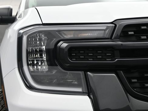 New 2025 Ford Ranger XLT w/ FX4 Off-Road Package image 14