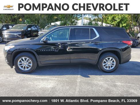 Used 2019 Chevrolet Traverse LS image 6