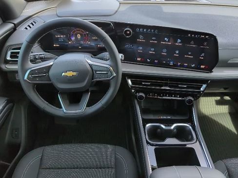 New 2026 Chevrolet Traverse LT FWD image 4