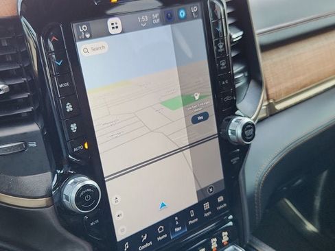 Used 2024 RAM 2500 Limited w/ Safety Group image 22