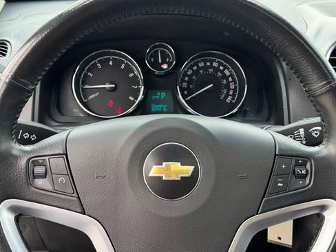 Used 2014 Chevrolet Captiva Sport LTZ FWD image 20