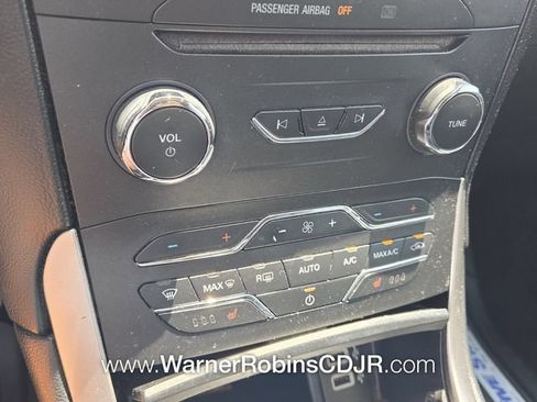 Used 2017 Ford Edge SEL w/ Equipment Group 201A FWD image 24