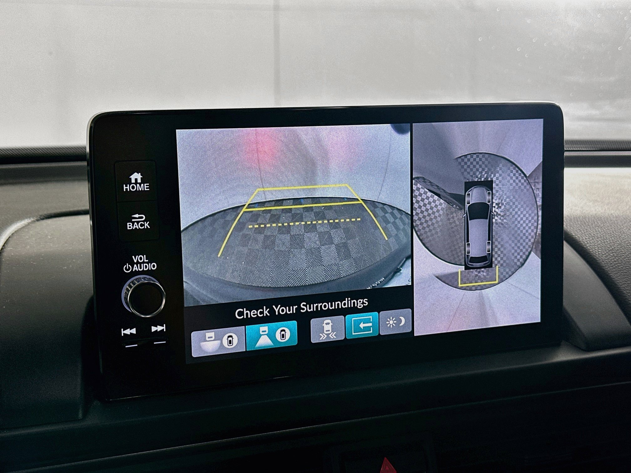 Used 2023 Honda Pilot TrailSport image 22