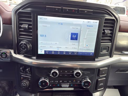 Used 2022 Ford F150 Lariat w/ Equipment Group 502A High image 16